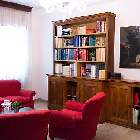 Bed & Breakfast In Valigia